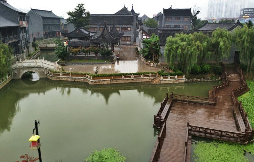 极狐汽车新车来袭、焕新升级 释放近6万元购车权益